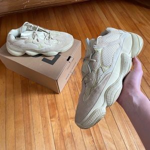 *SOLD* Adidas Yeezy 500 Super Moon size 11